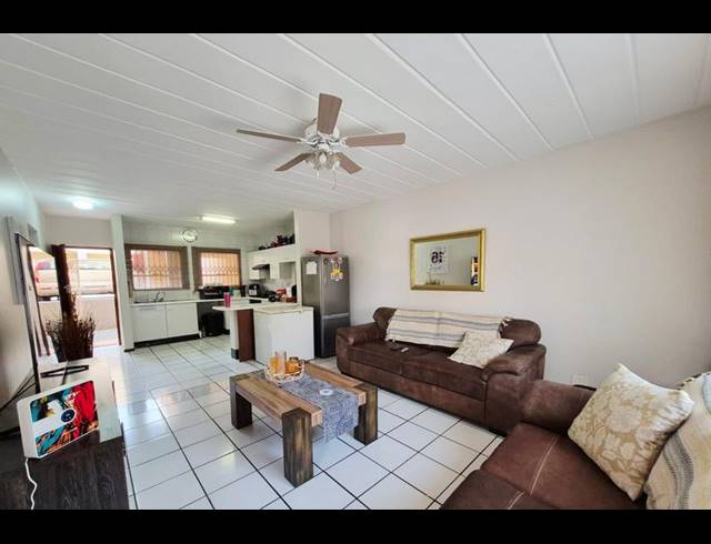 2 BEDROOM APARTMENT FOR SALE IN RANDHART